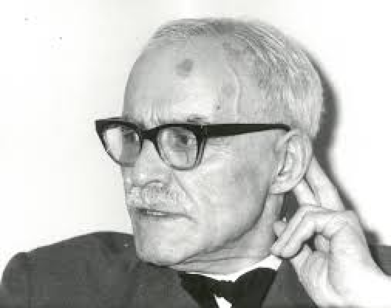 Tudor Arghezi