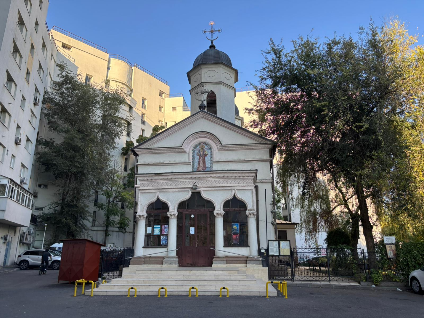 Biserica Sfântul Ștefan „Cuibul cu Barză”