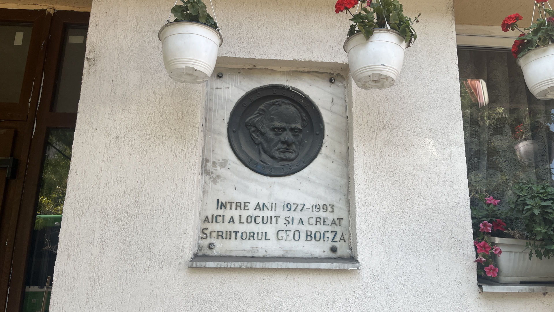 Blocul unde a stat Geo Bogza