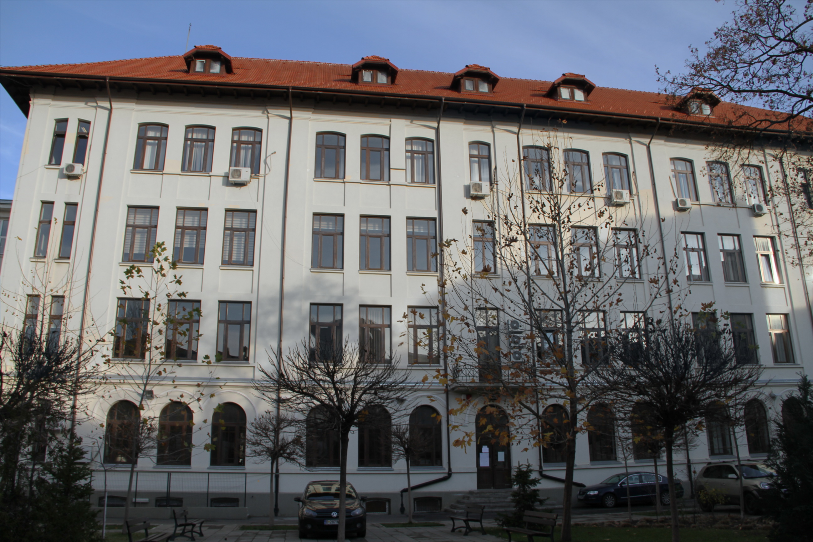 Colegiul Național „Spiru Haret”