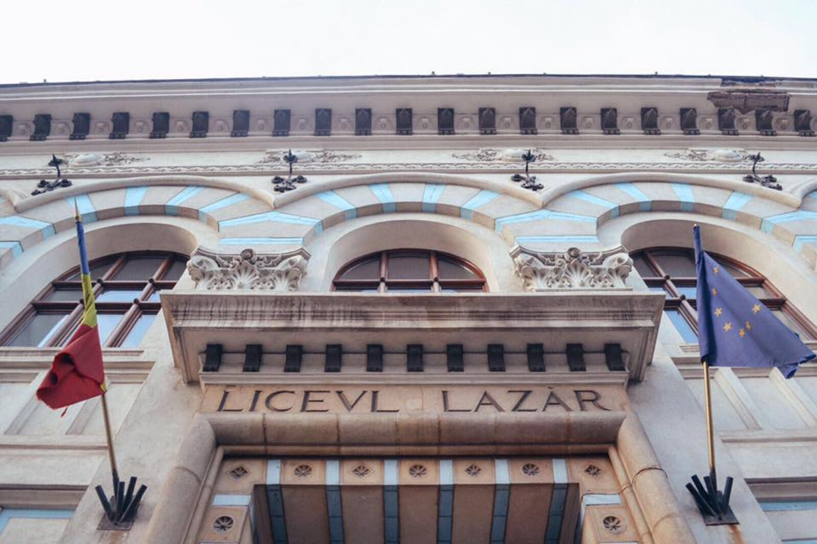 Colegiul Național „Gheorghe Lazăr”