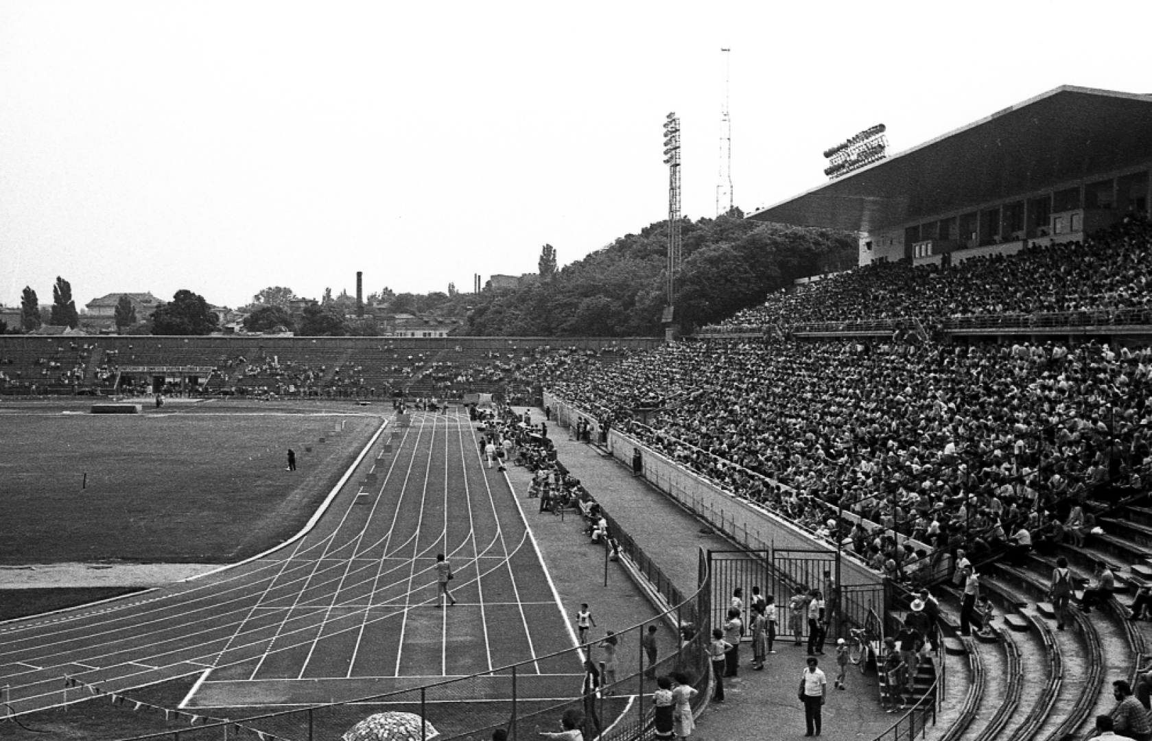 Fostul Stadion O.N.E.F. (Republicii)