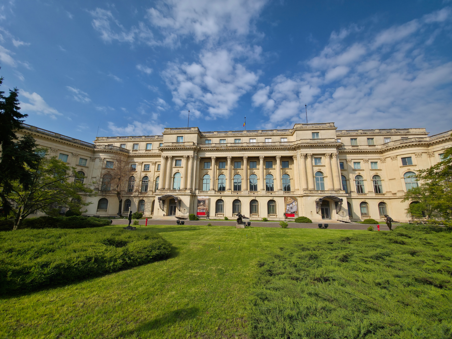 Palatul Regal (Muzeul Național de Artă al României)